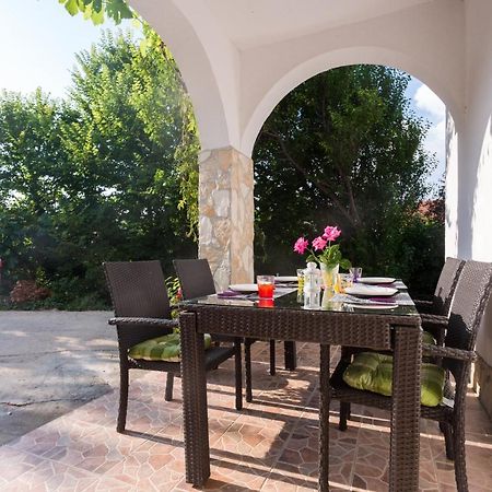 ורבניק Lara - Apartment Near The Beach מראה חיצוני תמונה