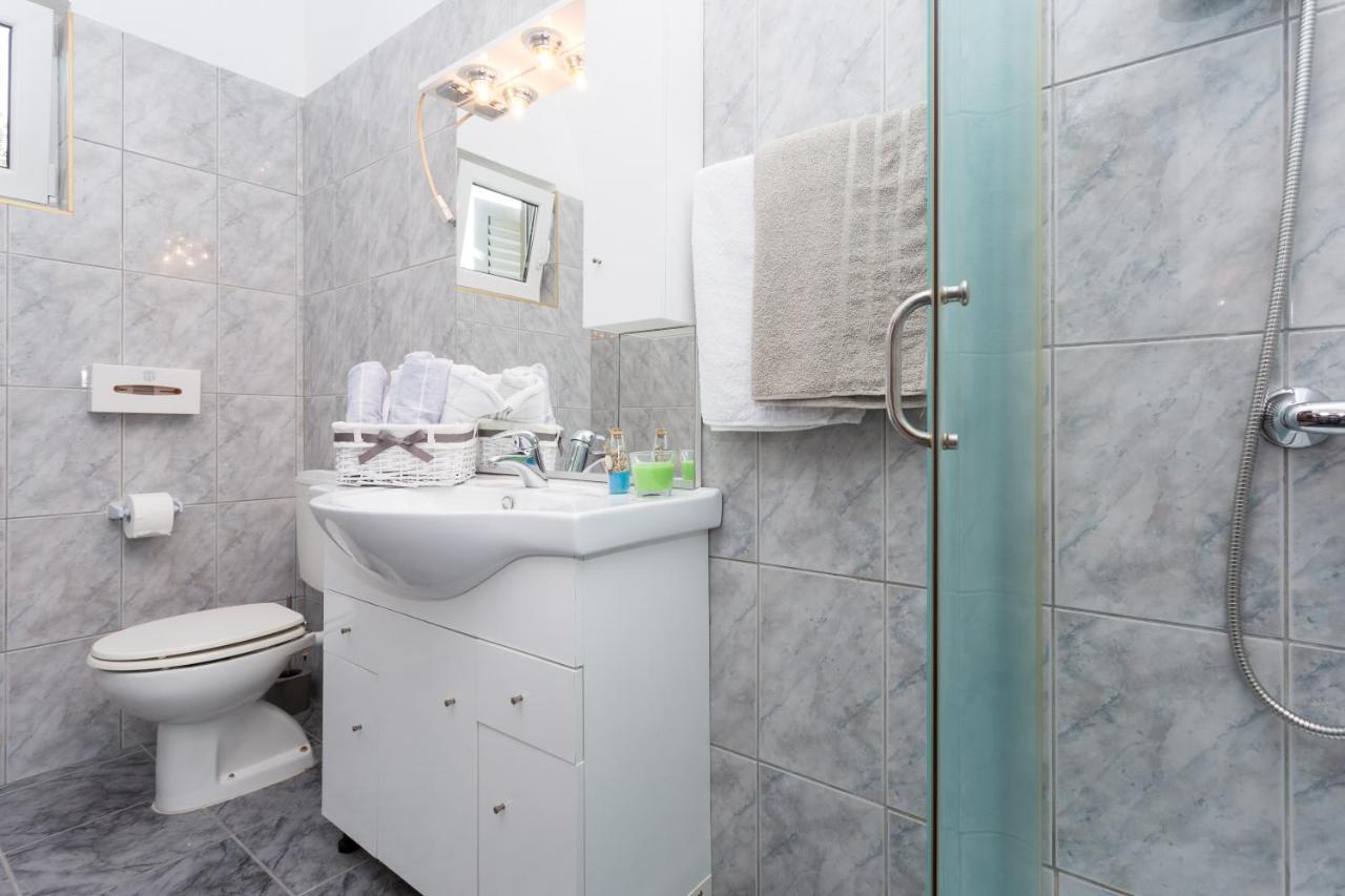 ורבניק Lara - Apartment Near The Beach מראה חיצוני תמונה