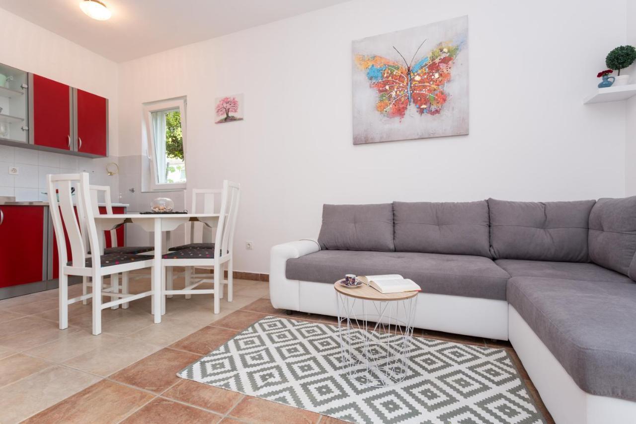 ורבניק Lara - Apartment Near The Beach מראה חיצוני תמונה