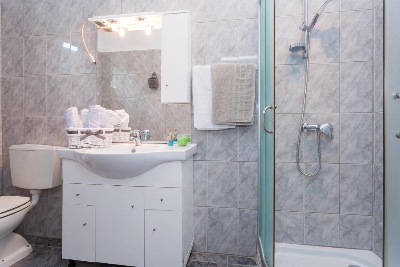 ורבניק Lara - Apartment Near The Beach מראה חיצוני תמונה